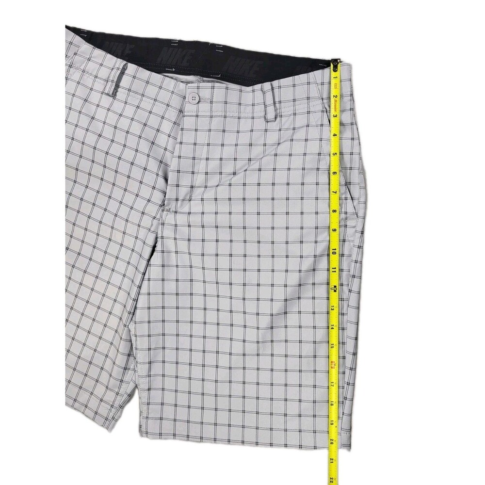 Nike Golf Men's Dri-FIT Wolf Grey Windowpane Plaid Flat Front Chino Shorts Sz 34 - Picture 9 of 10